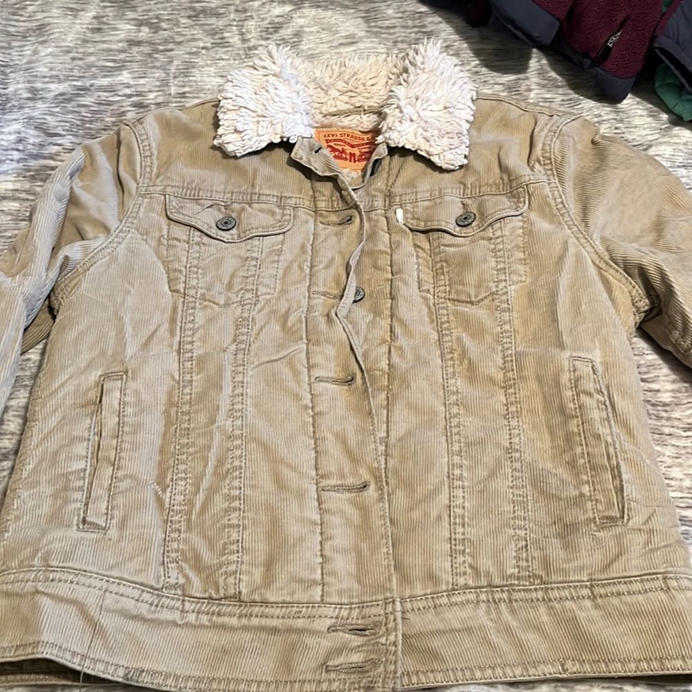 Levi's Beige Sherpa Collar Corduroy Trucker Jacket - Picture 2 of 5